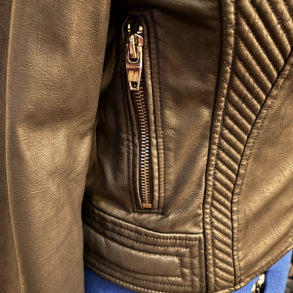 Motorcycle style jacket - Picture 3 of 14